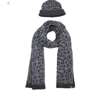 Barefoot Dreams CozyChic In The Wild Scarf and Hat Set Graphite/Carbon NEW